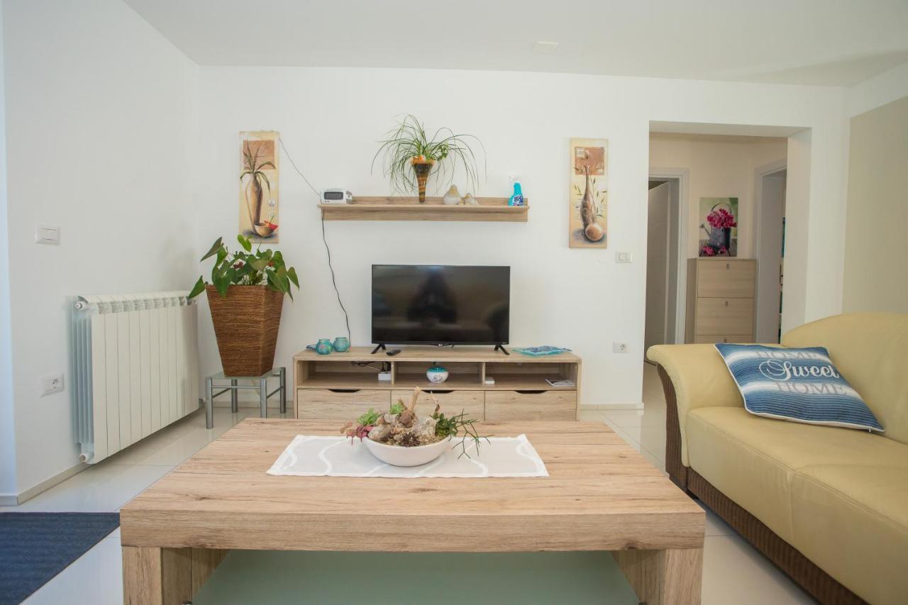 Zagar Apartment Пореч Экстерьер фото