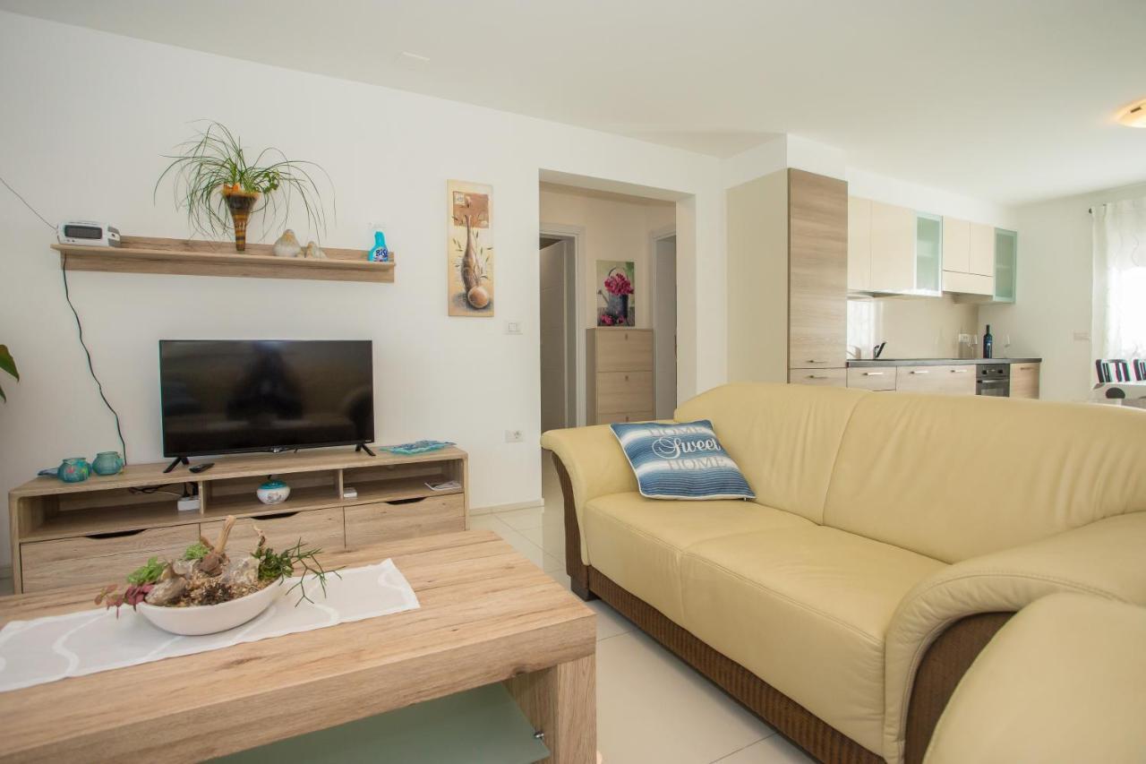 Zagar Apartment Пореч Экстерьер фото