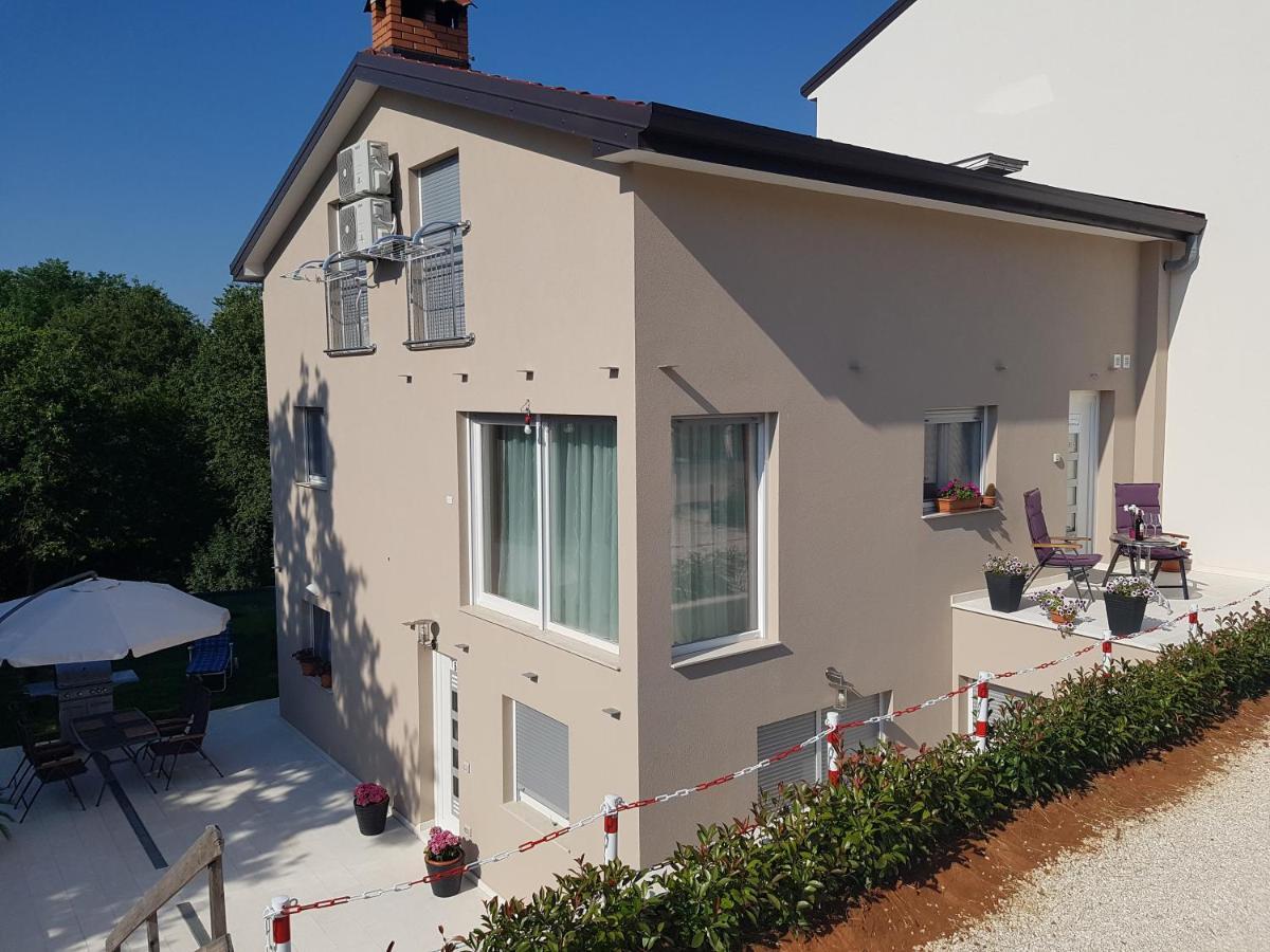 Zagar Apartment Пореч Экстерьер фото