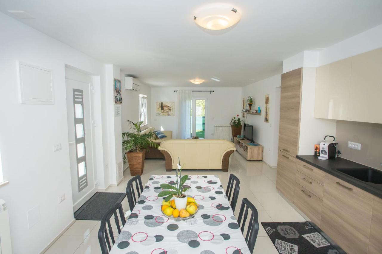 Zagar Apartment Пореч Экстерьер фото
